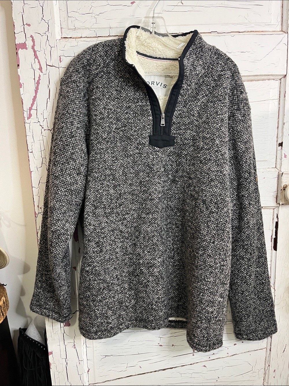 Orvis Men’s Black and White Heathered Zip-Neck Sweater with Sherpa Collar XL